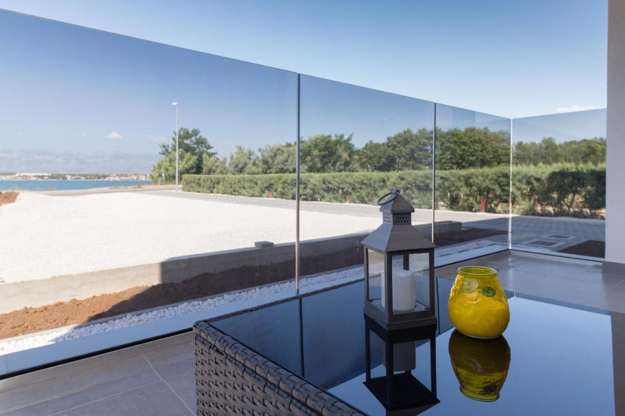 Luxury Beachfront Villa Crystal Aenona - By Ta Leut Agency Nin Bagian luar foto
