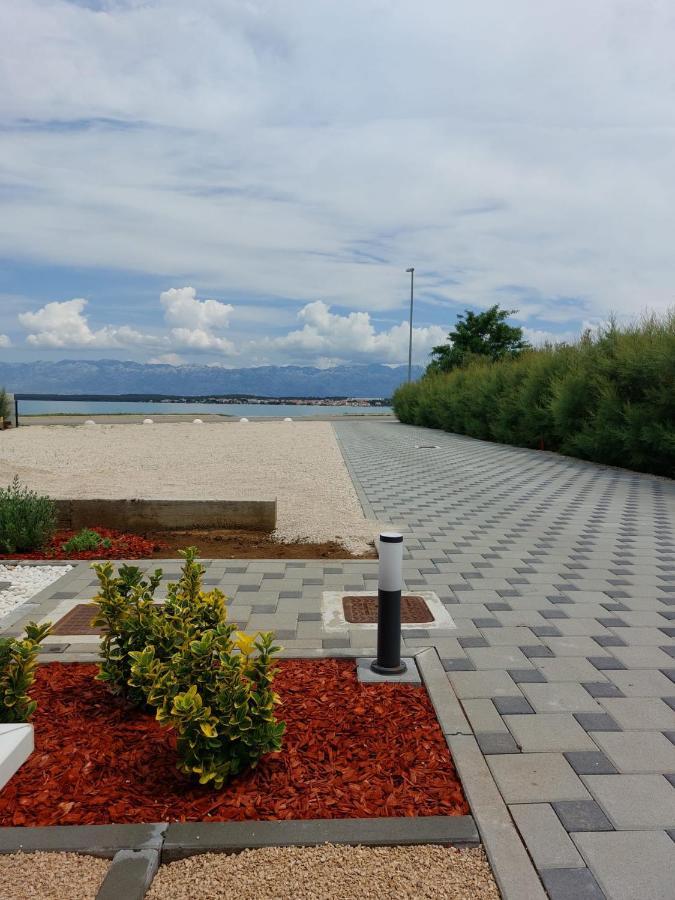 Luxury Beachfront Villa Crystal Aenona - By Ta Leut Agency Nin Bagian luar foto