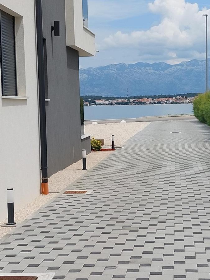 Luxury Beachfront Villa Crystal Aenona - By Ta Leut Agency Nin Bagian luar foto