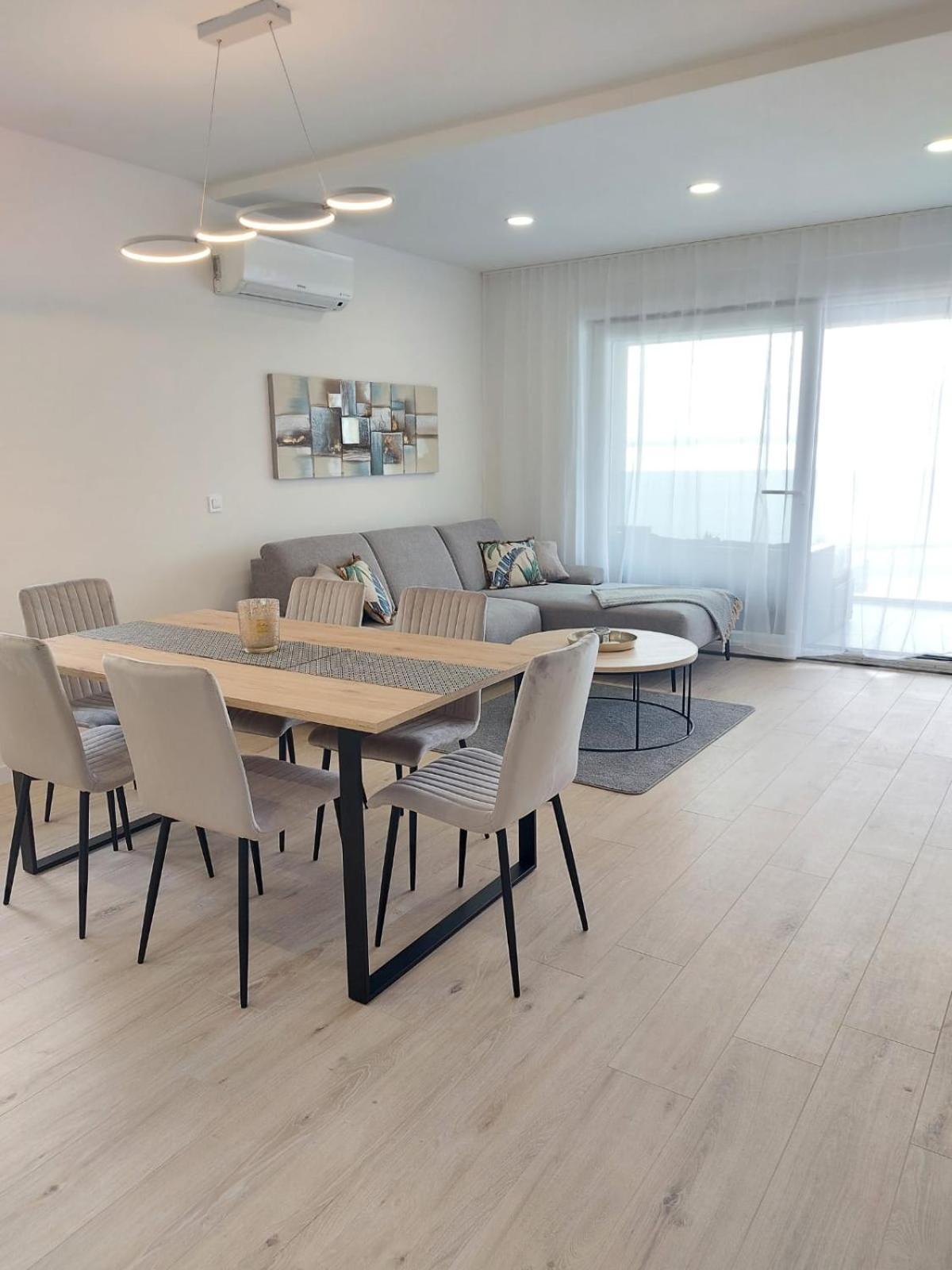 Luxury Beachfront Villa Crystal Aenona - By Ta Leut Agency Nin Bagian luar foto